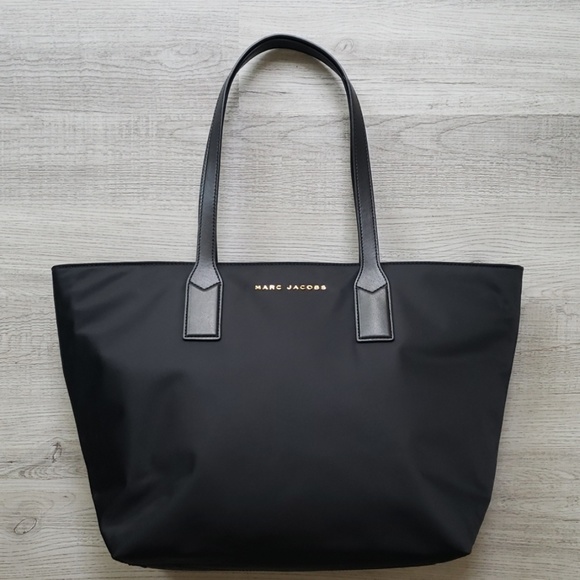 Marc Jacobs Handbags - Marc Jacobs Wingman Nylon Tote
